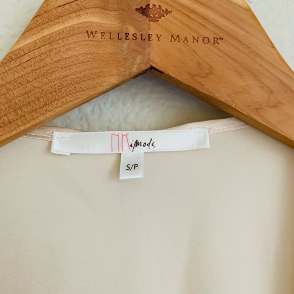 100% Silk Robe - Picture 14 of 15